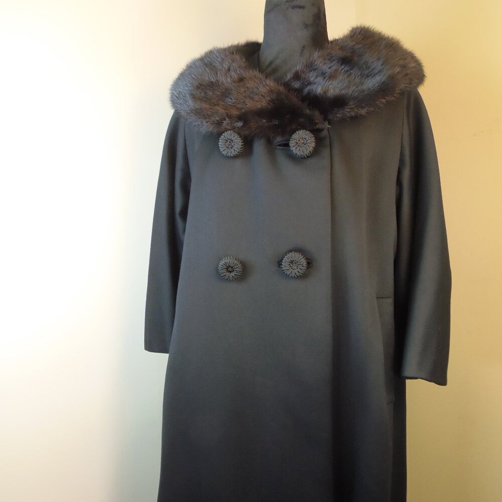 1950s Freiss Demi Petit Women's Swing Coat w/Genuine Fur Collar by L. Strauss In